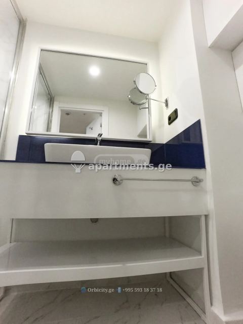 იყიდება 1 ოთახიანი ბინა ბათუმში, Orbi City Block C