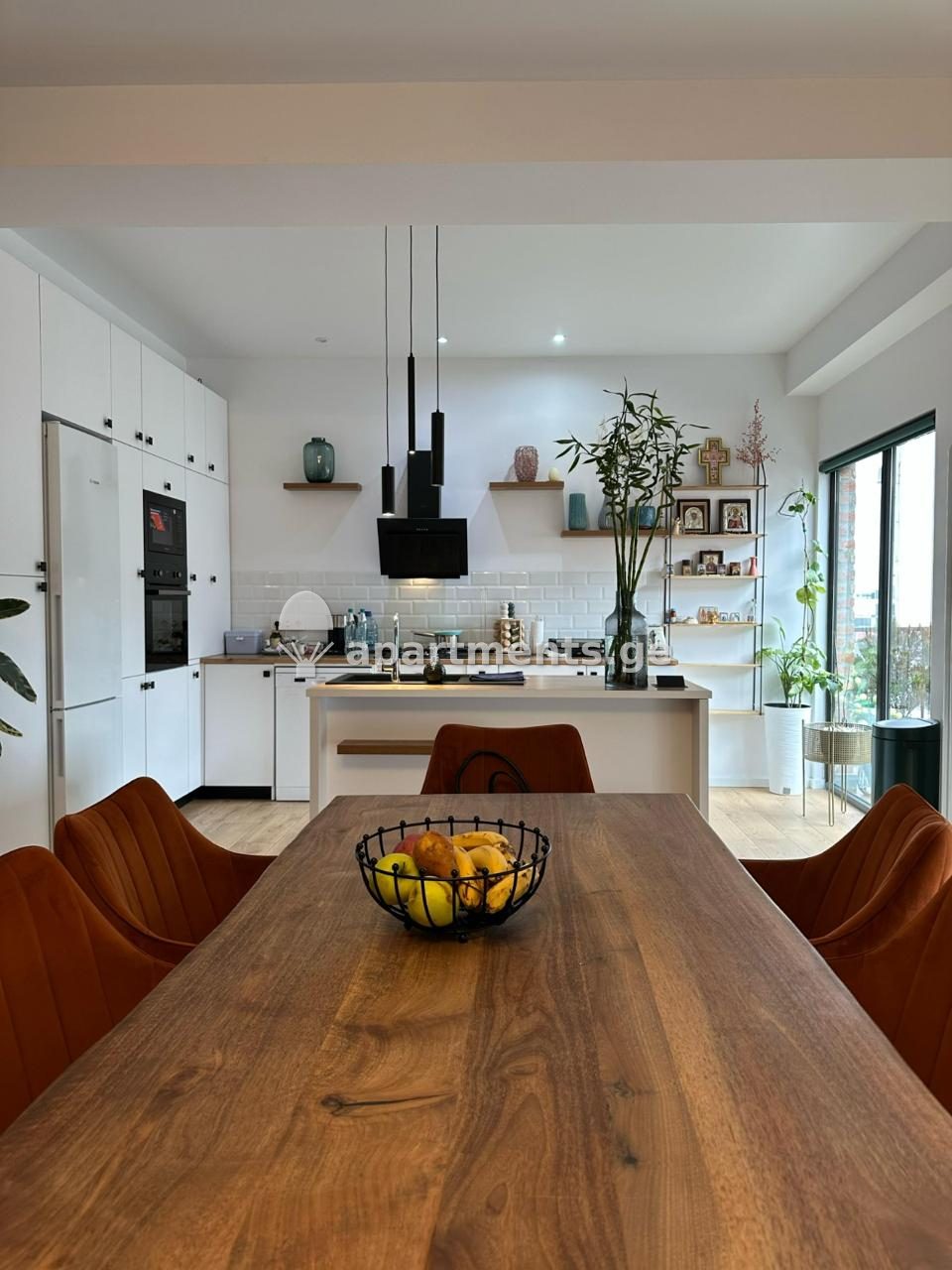 4-room apartment for rent in Tbilisi