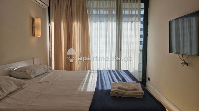 იყიდება 2 ოთახიანი ბინა ბათუმში, Orbi City Block A
