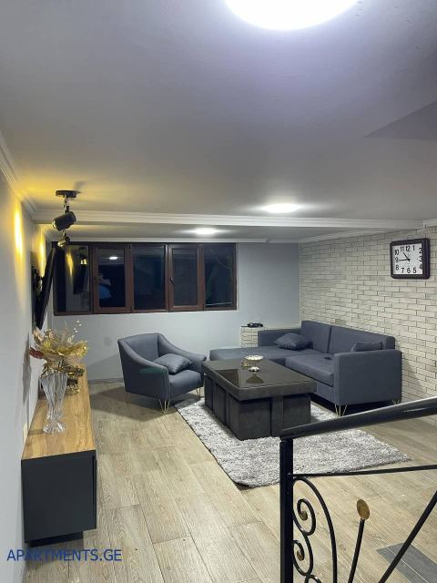 5-room house for rent in Batumi